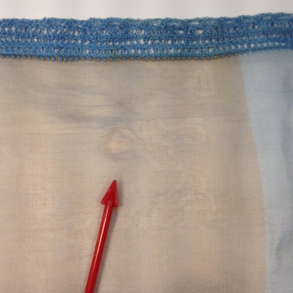 Lot 5 Vintage Handkerchiefs from the 50's handmade borders - Picture 7 of 13